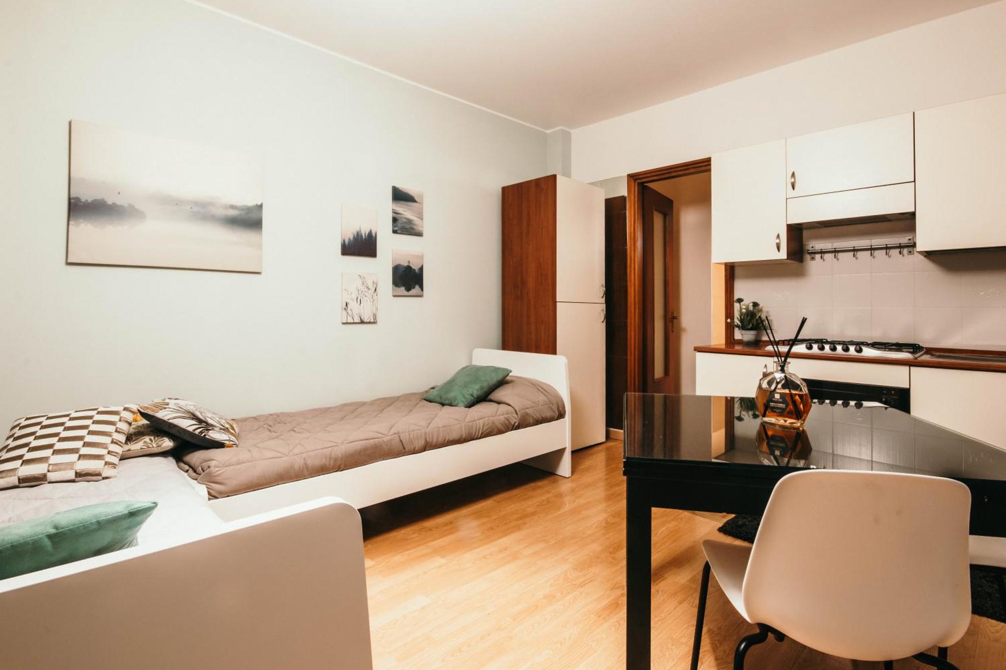 Appartamento Castelli - Affitti Brevi Italia Varese Exterior foto